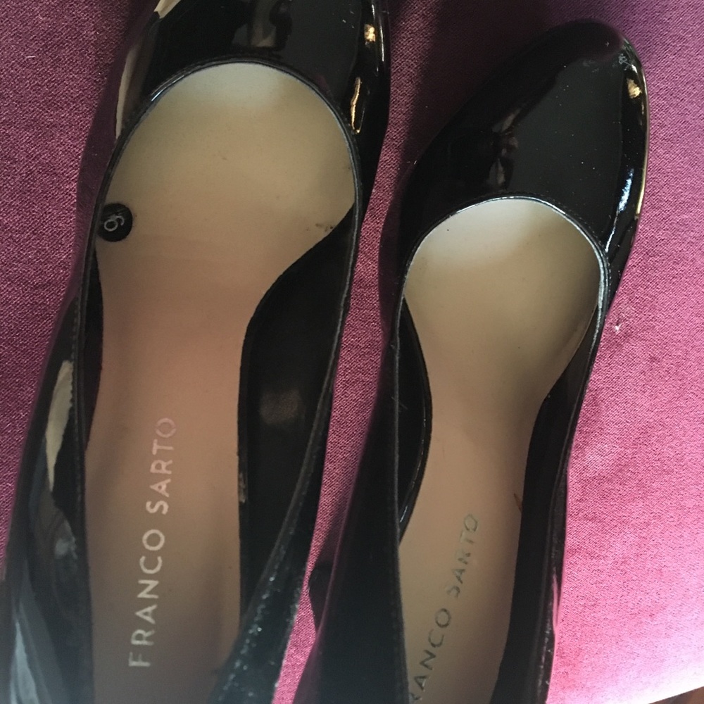 Black shoes